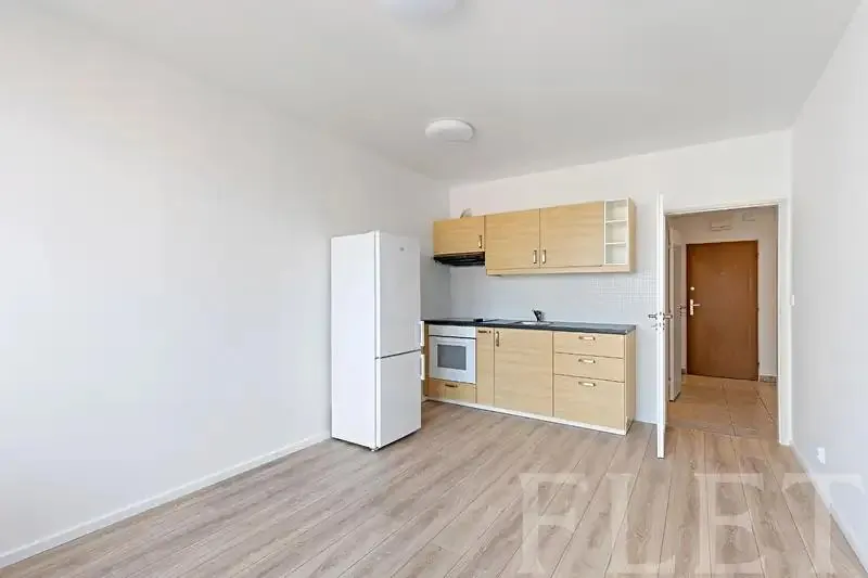 2+kk, Hnězdenská, Praha 8 - Troja