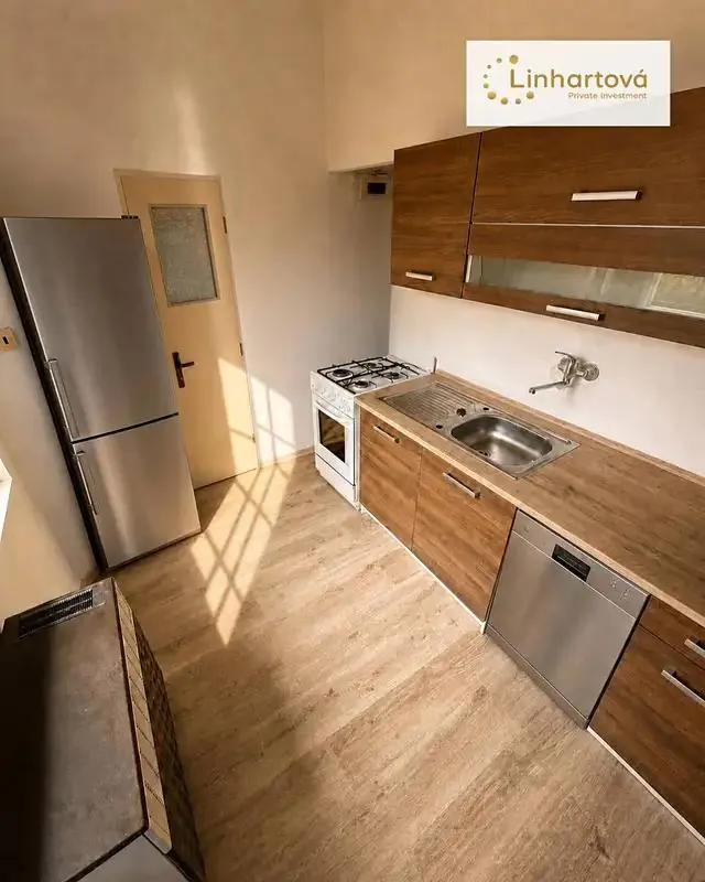 1+1, Tovární, Aš, Cheb, Karlovarský kraj