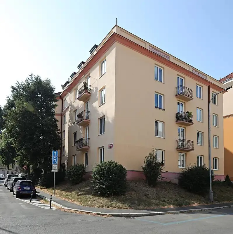 4+1, U družstva Repo, Praha 4 - Nusle