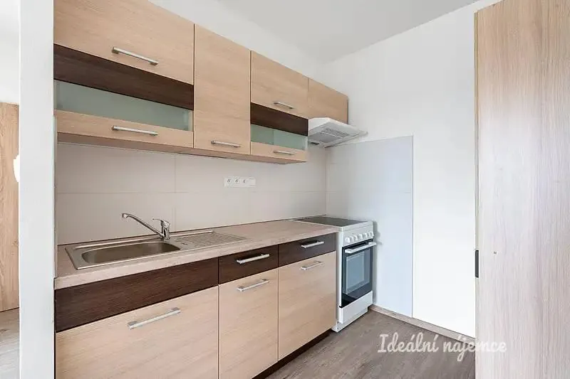 2+kk, Petržílkova, Praha 5 - Stodůlky