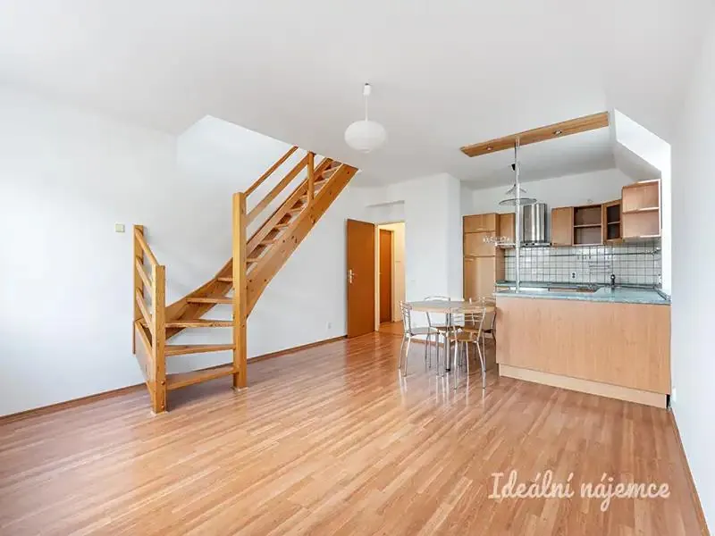 2+kk, Věštínská, Praha 5 - Radotín