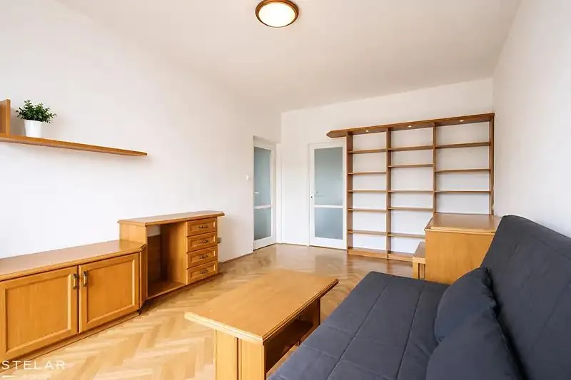 2+1, Na okraji, Praha 6 - Veleslavín
