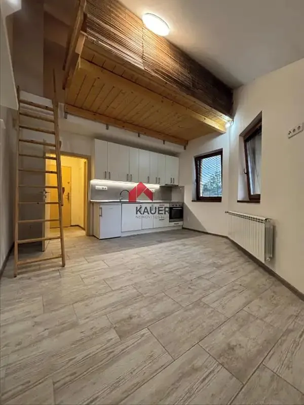 2+kk, Kadlčákova, Frýdlant nad Ostravicí, Frýdek-Místek, Moravskoslezský kraj