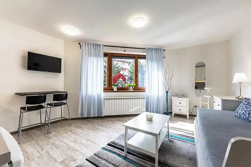 1+kk, Kadlčákova, Frýdlant nad Ostravicí, Frýdek-Místek, Moravskoslezský kraj