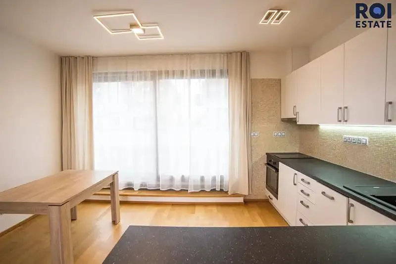 2+kk, Panorama Pražačka (Praha 3 - Žižkov)