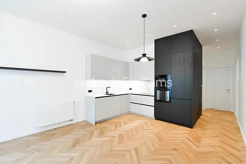 3+kk, Varšavská, Praha 2 - Vinohrady