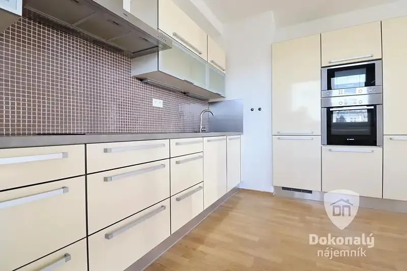 2+kk, Přeučilova, Praha 5 - Stodůlky