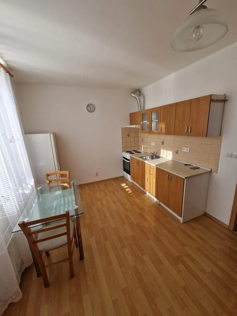 1+kk, Hybešova, Modřice, Brno-venkov, Jihomoravský kraj