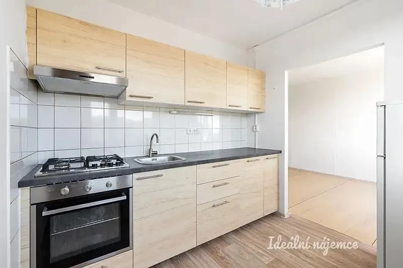 3+1, Jablonecká, Praha 9 - Střížkov