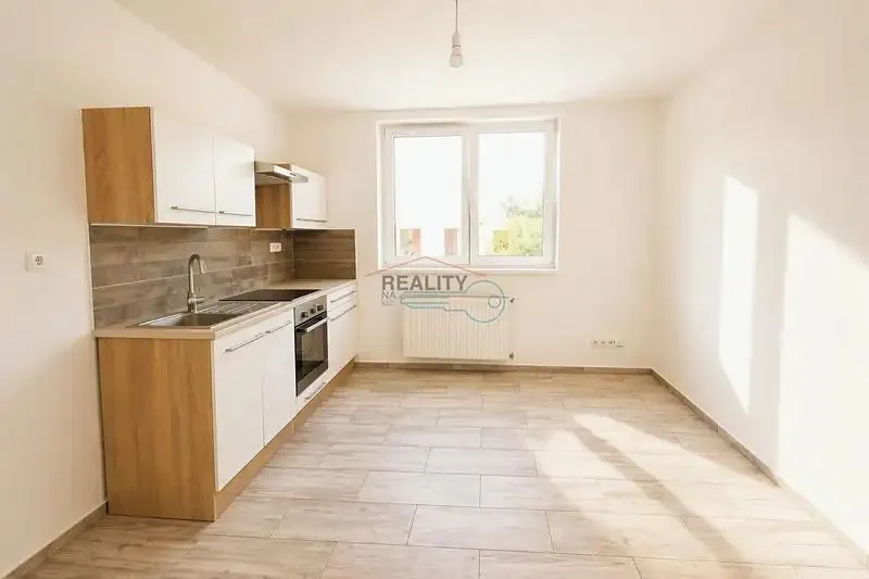 2+1, U Obory, Úvaly, Praha-východ, Středočeský kraj