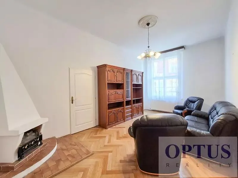 2+1, Pod baštami, Praha 6 - Hradčany